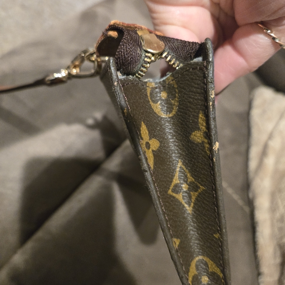 Louis Vuitton Brown Monogram Wristlet - Picture 7 of 11